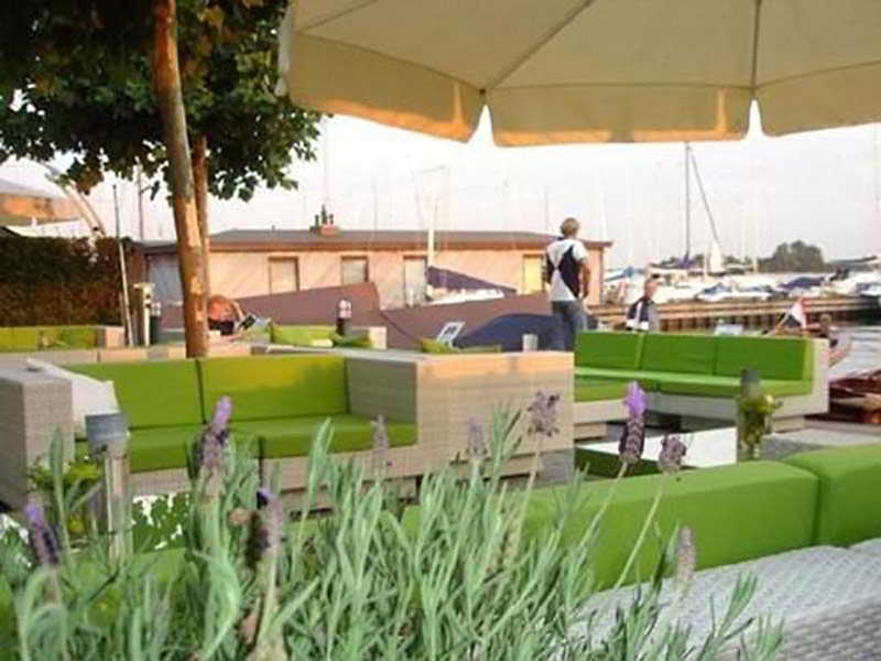 Golden Tulip Loosdrecht Hotel Амстердам Екстериор снимка